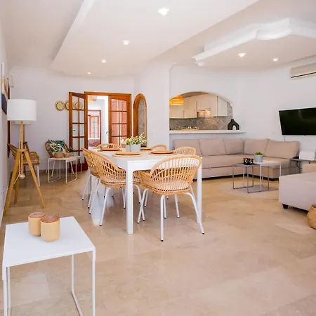 Holiday home Caleta *
